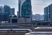 梦见小鸡高铁列车“飙车”？官方解答来了！